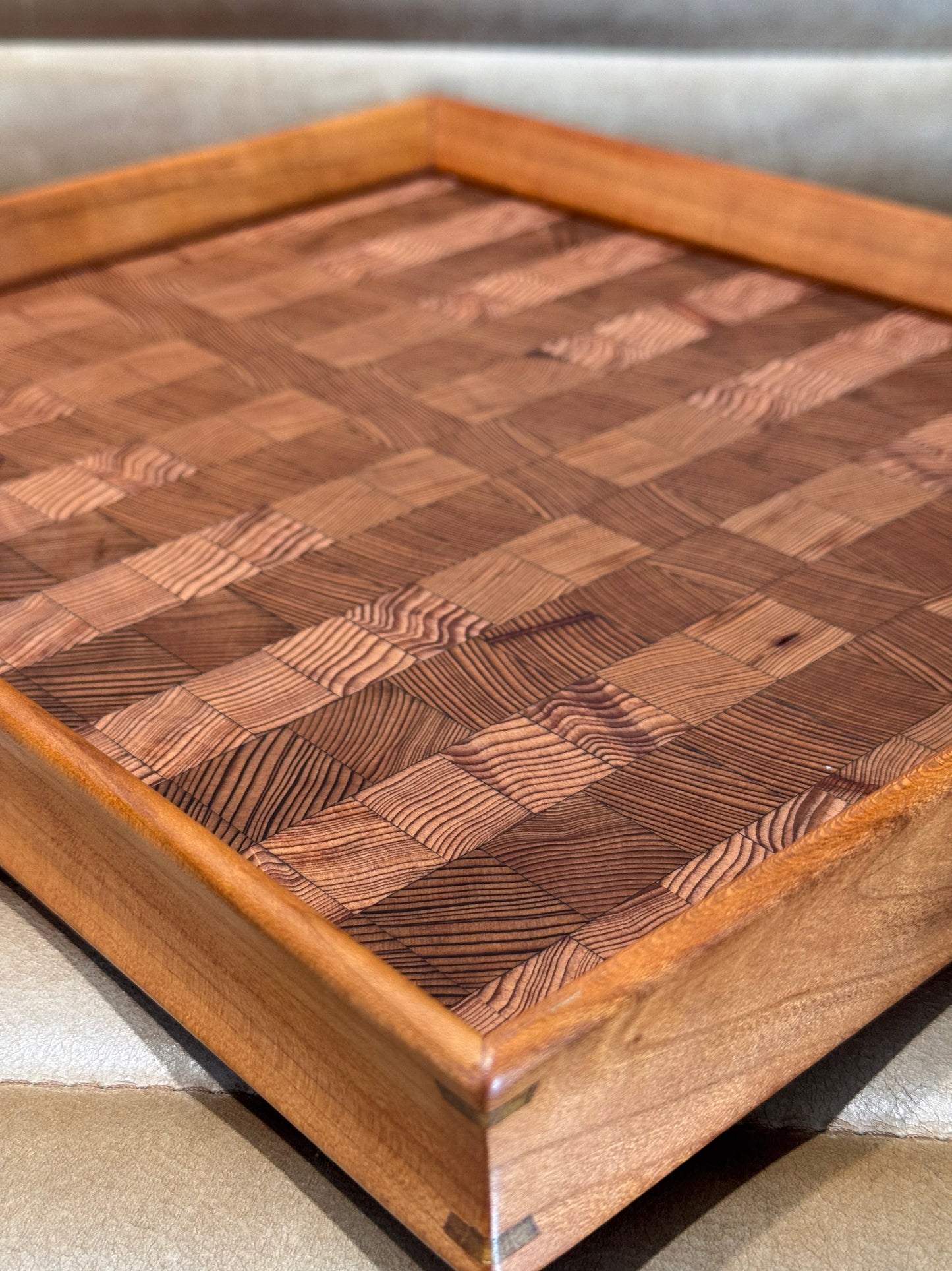 Molera Reversible End-Grain Tray/Cutting Board